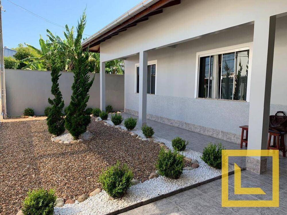 Casa à venda com 3 quartos, 192m² - Foto 3
