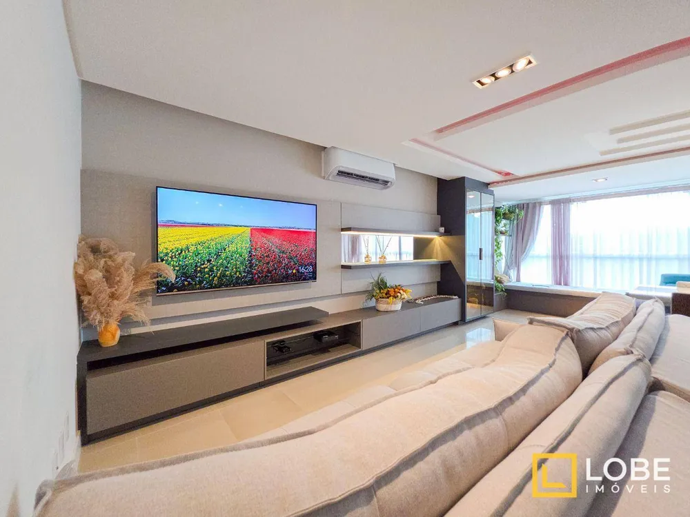 Apartamento, 3 quartos, 117 m² - Foto 1