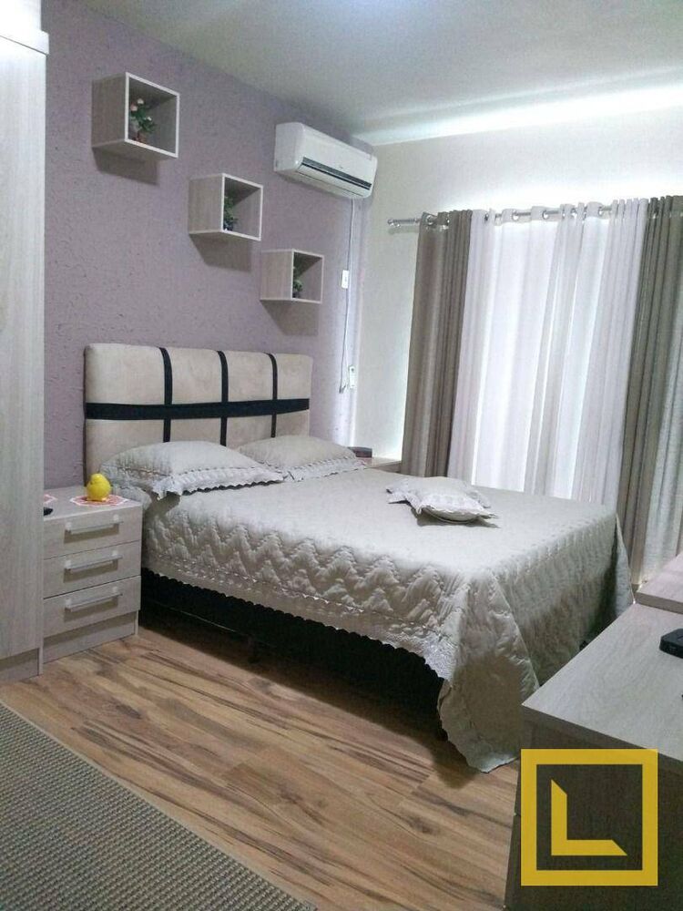 Casa, 3 quartos, 325 m² - Foto 7