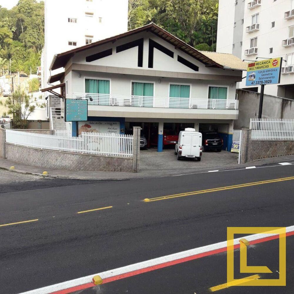 Casa, 3 quartos, 325 m² - Foto 1