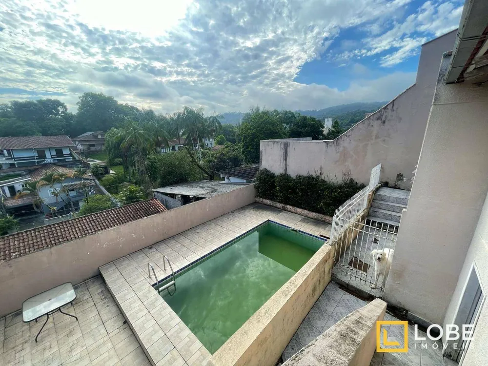 Casa, 4 quartos, 267 m² - Foto 3