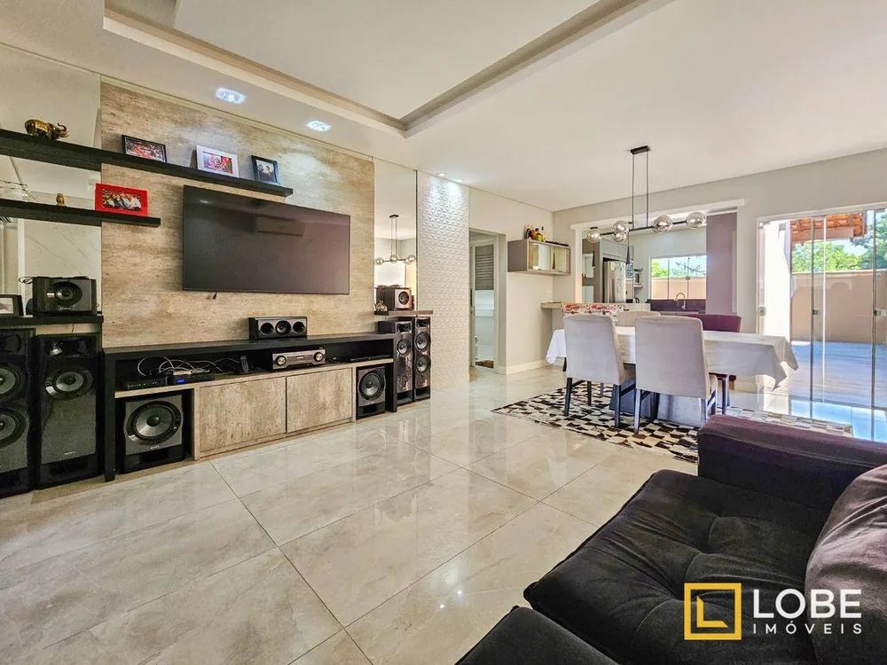 Casa, 3 quartos, 149 m² - Foto 2
