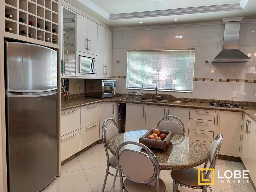 Casa, 4 quartos, 250 m² - Foto 5