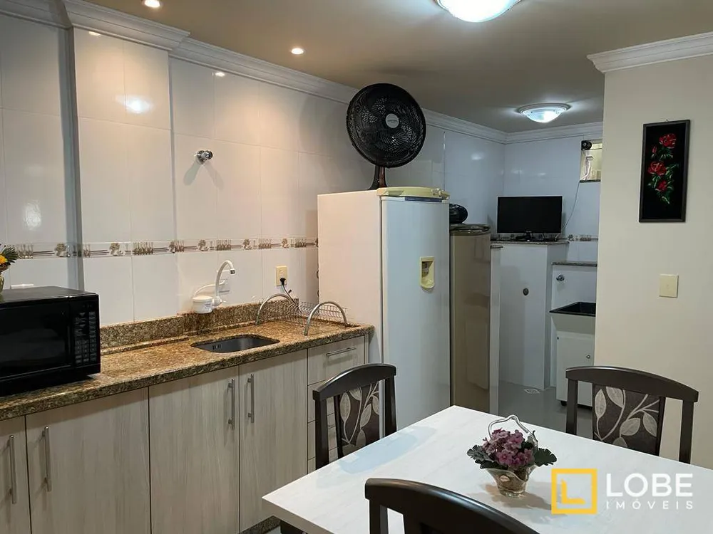 Casa, 4 quartos, 250 m² - Foto 10