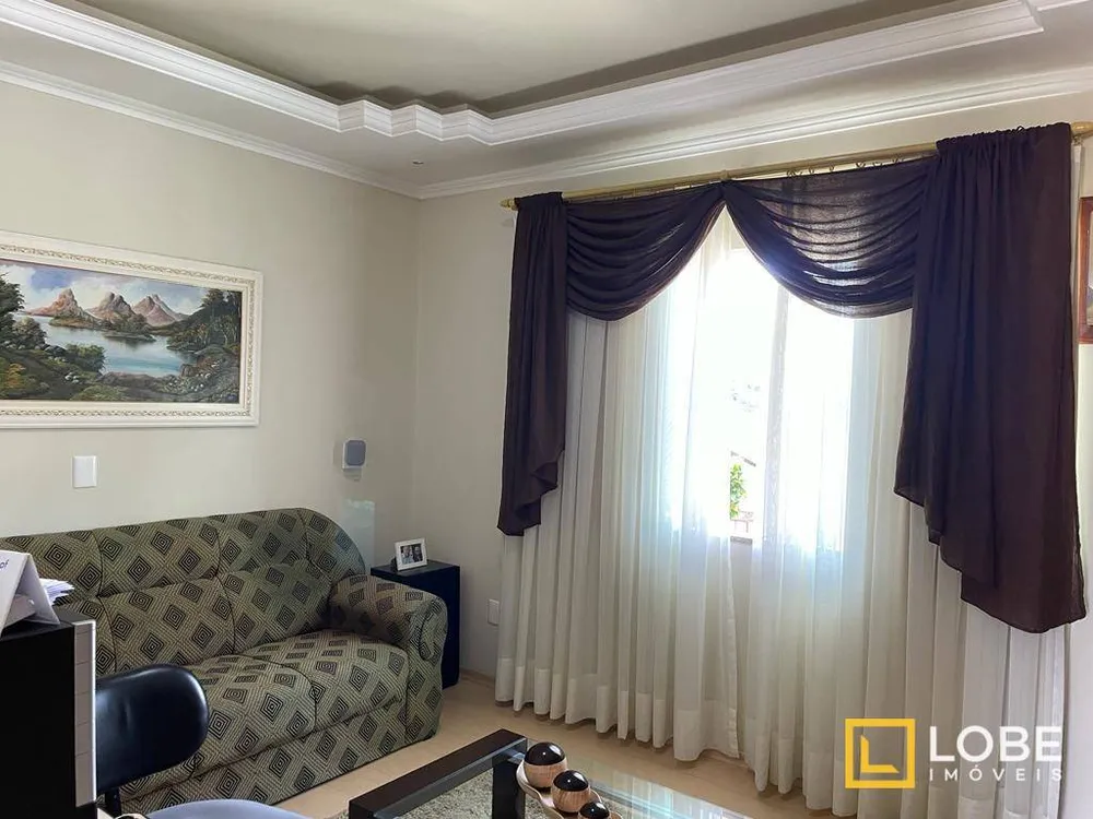 Casa, 4 quartos, 250 m² - Foto 6