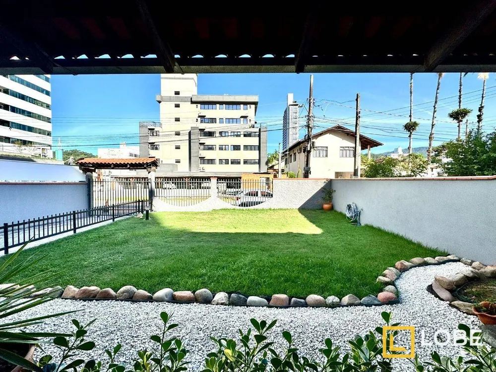 Casa, 3 quartos, 230 m² - Foto 4