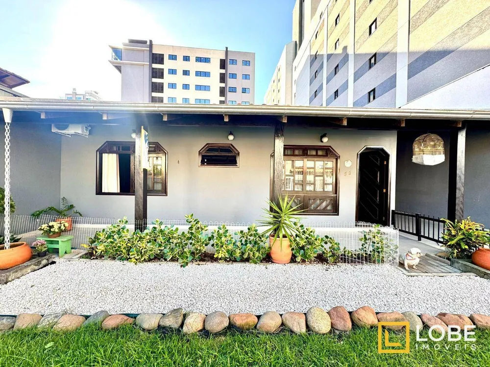 Casa, 3 quartos, 230 m² - Foto 3