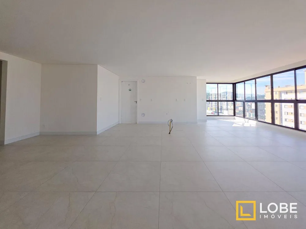 Apartamento, 3 quartos, 146 m² - Foto 2