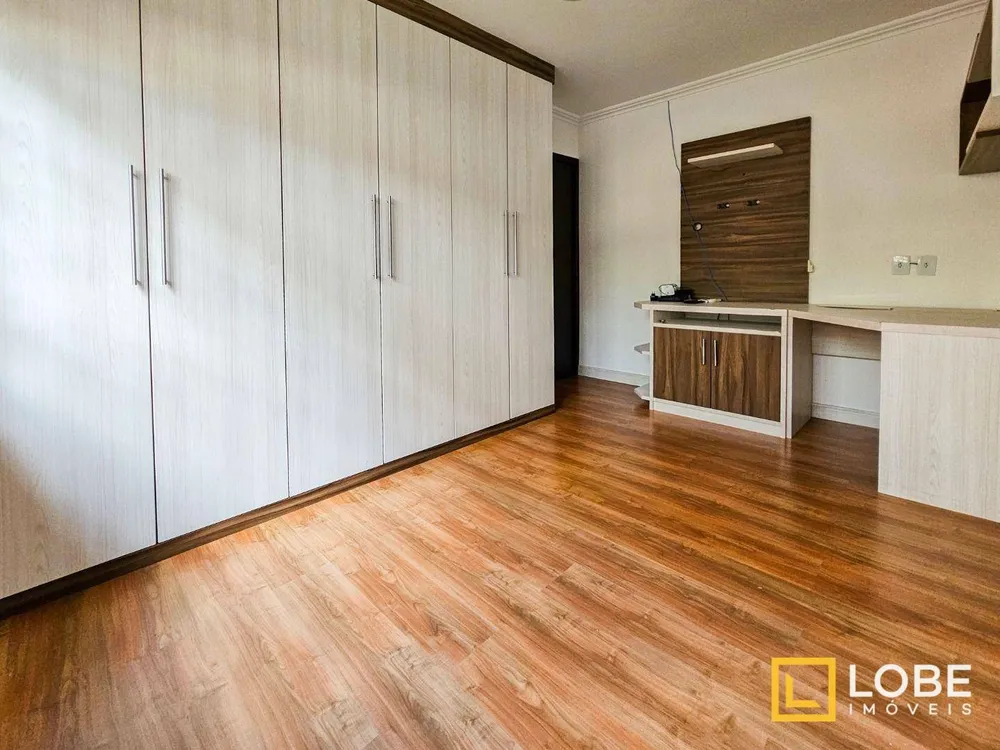 Casa, 3 quartos, 300 m² - Foto 9