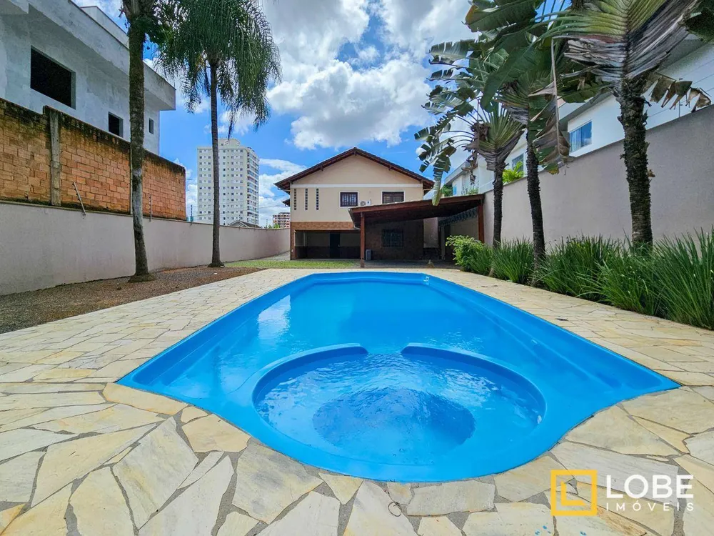 Casa, 3 quartos, 300 m² - Foto 3