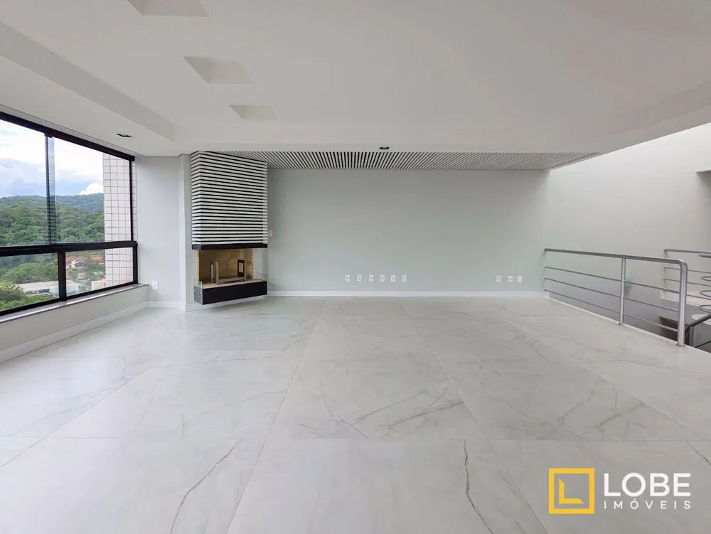 Cobertura, 3 quartos, 269 m² - Foto 3