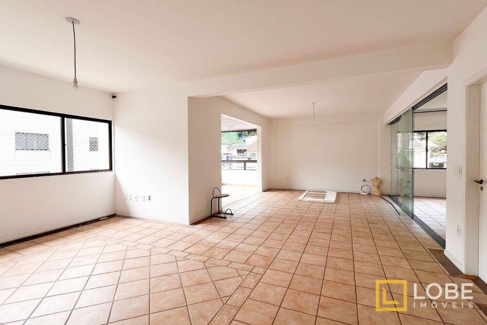 Apartamento, 3 quartos, 246 m² - Foto 4