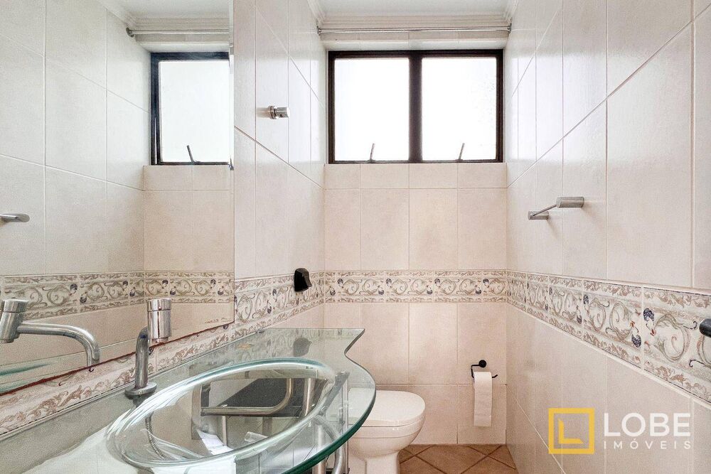 Apartamento, 3 quartos, 246 m² - Foto 1