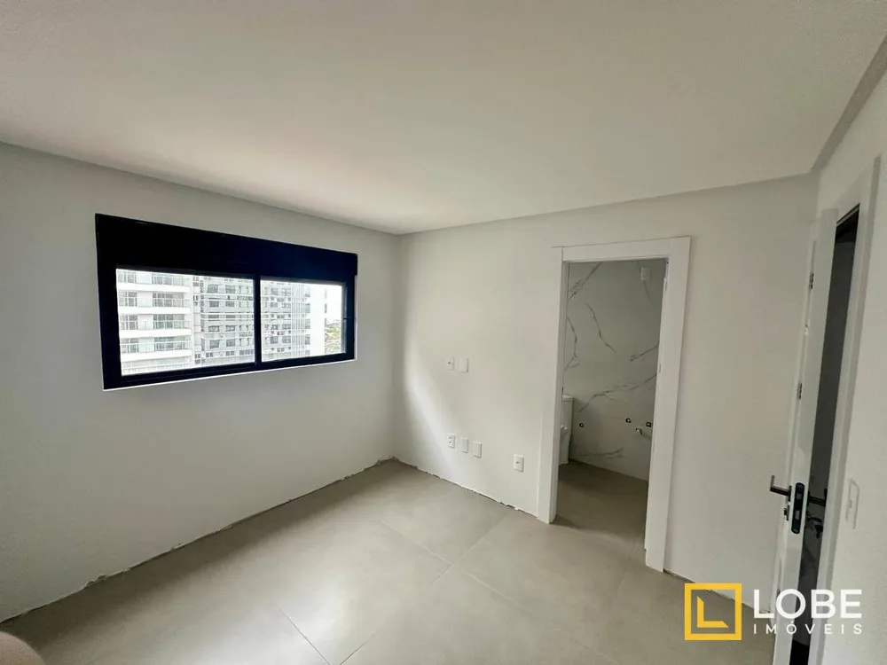 Apartamento, 3 quartos, 134 m² - Foto 4