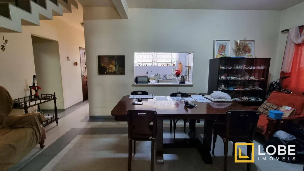 Casa, 5 quartos, 250 m² - Foto 6