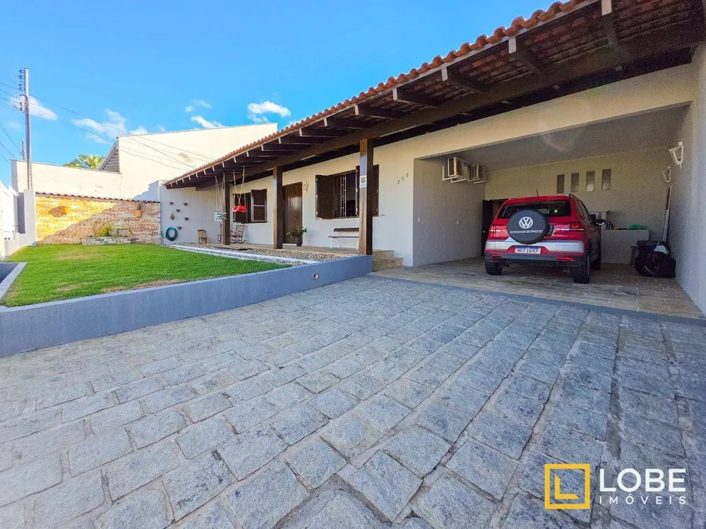 Casa, 4 quartos, 419 m² - Foto 1
