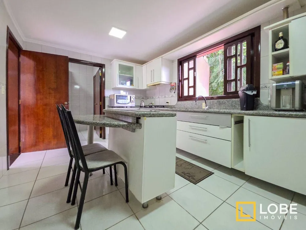 Casa, 3 quartos, 250 m² - Foto 7