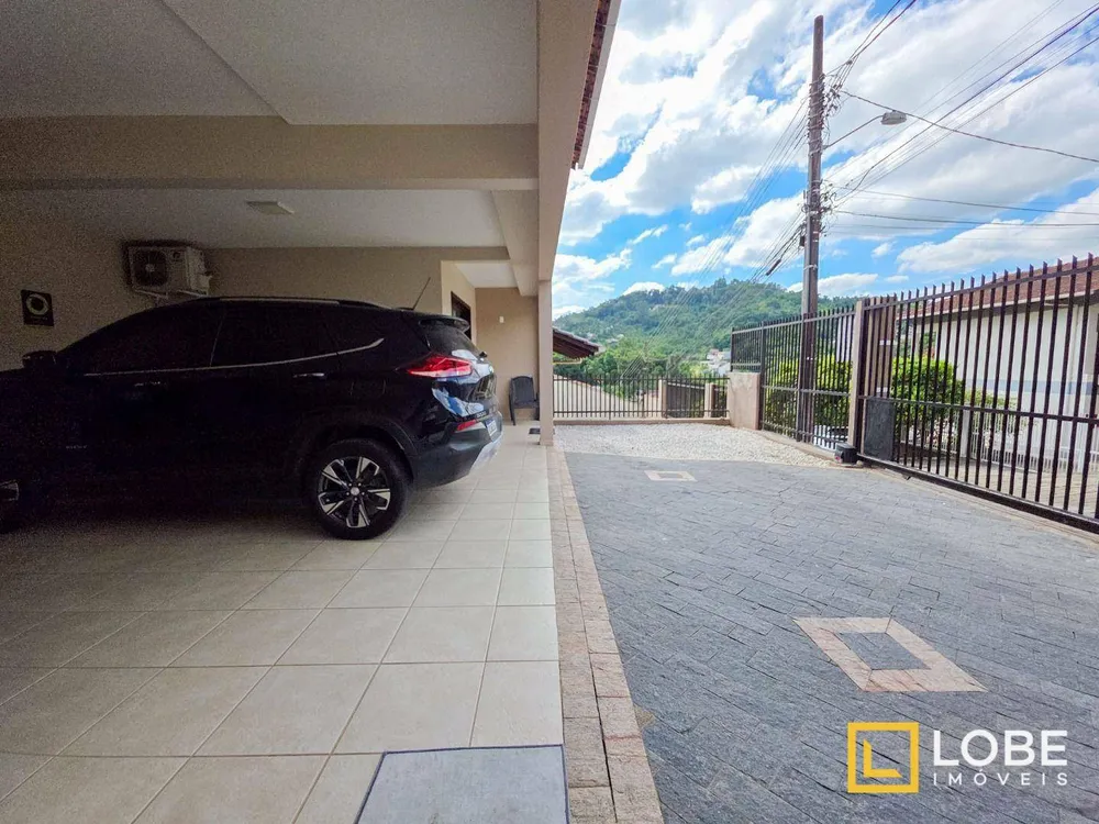 Casa, 3 quartos, 250 m² - Foto 4