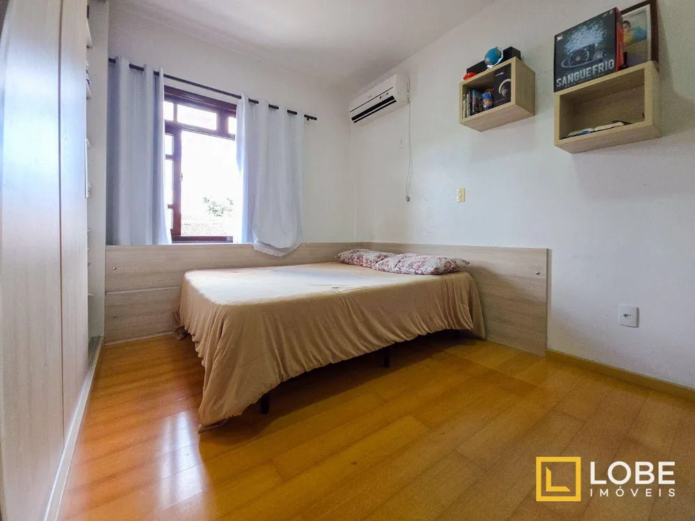 Casa, 3 quartos, 250 m² - Foto 11