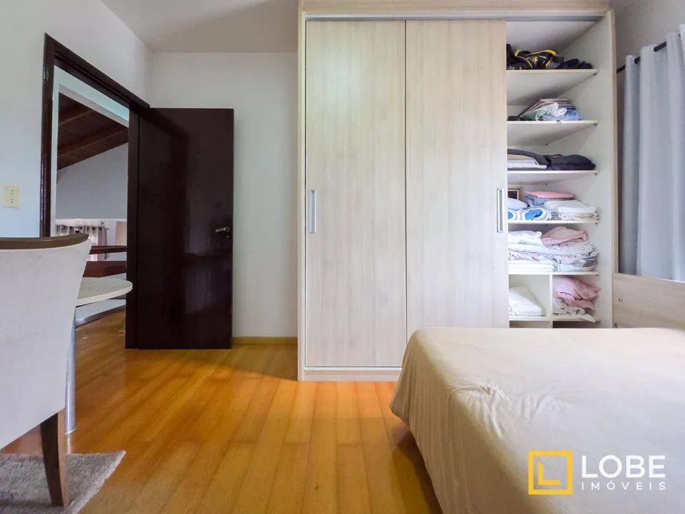 Casa, 3 quartos, 250 m² - Foto 12