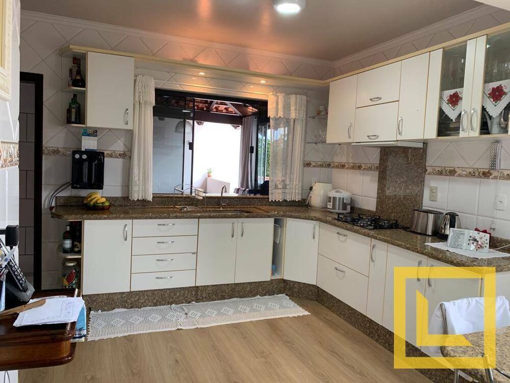 Casa, 4 quartos, 252 m² - Foto 18