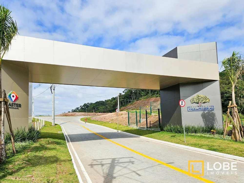 Loteamento e Condomínio, 360 m² - Foto 1
