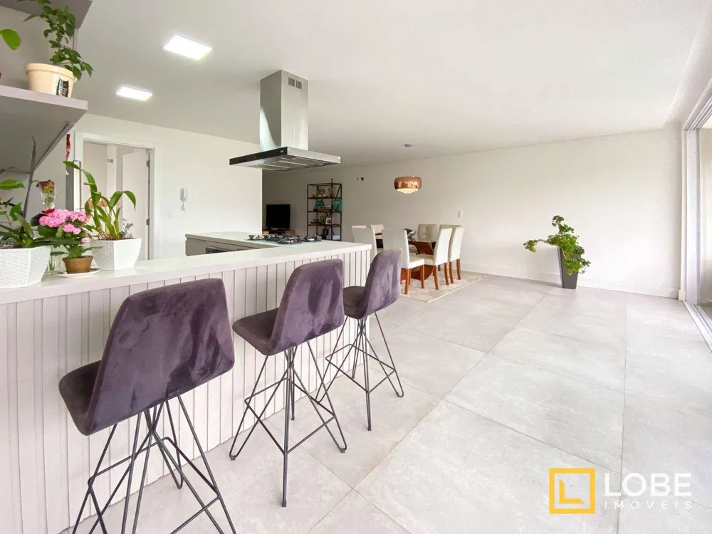 Apartamento, 3 quartos, 193 m² - Foto 1
