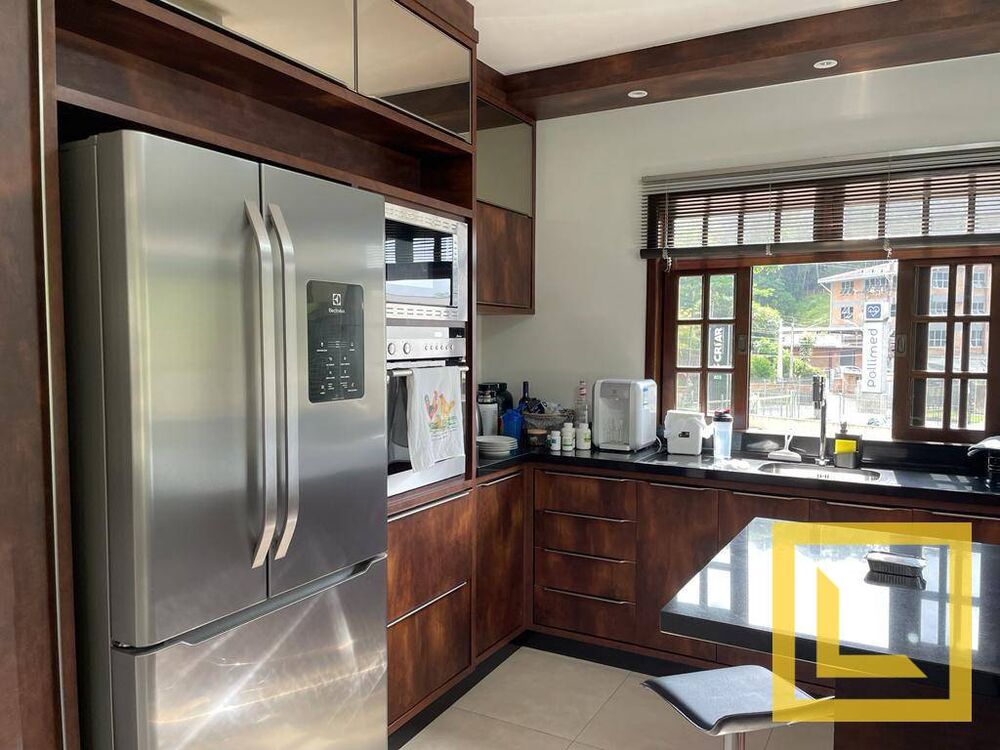 Casa, 4 quartos, 340 m² - Foto 10