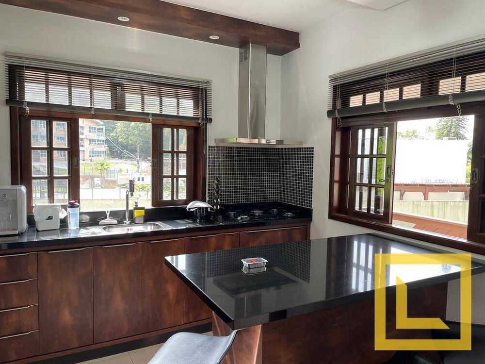 Casa, 4 quartos, 340 m² - Foto 18