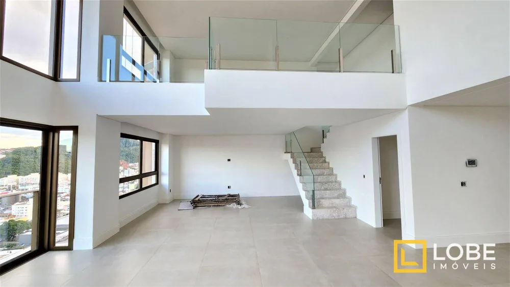Apartamento, 5 quartos, 238 m² - Foto 1