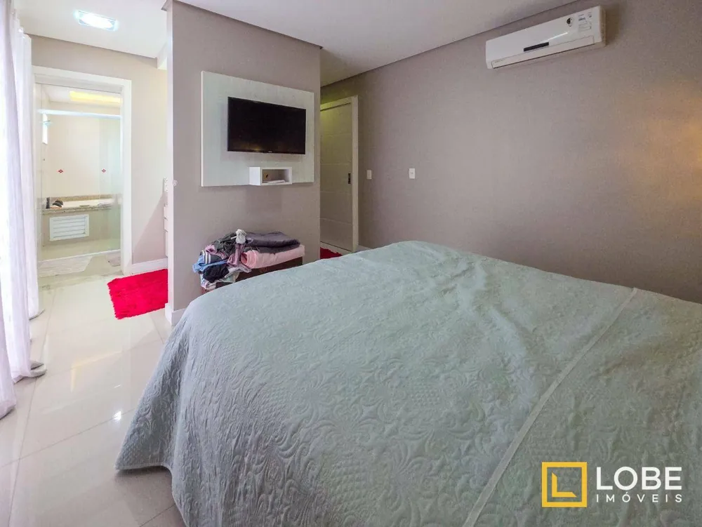 Casa, 3 quartos, 221 m² - Foto 9
