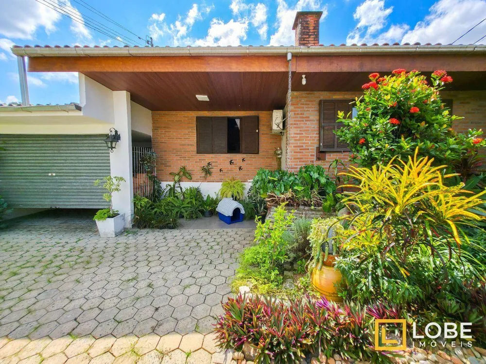 Casa, 3 quartos, 283 m² - Foto 1