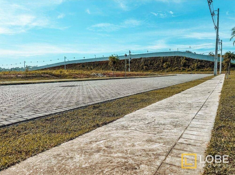 Loteamento e Condomínio, 1309 m² - Foto 1