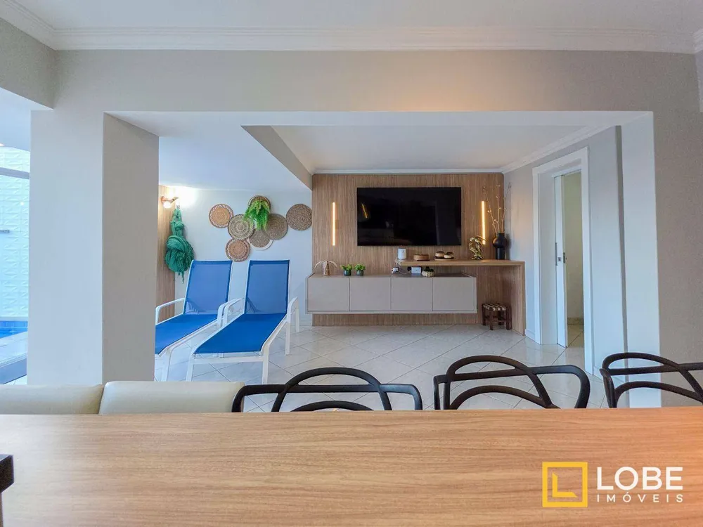 Casa, 3 quartos, 175 m² - Foto 3