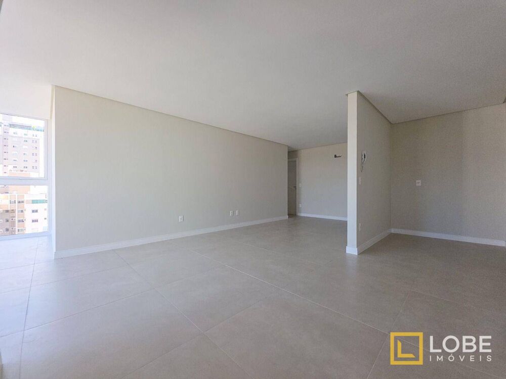 Apartamento à venda com 3 quartos, 107m² - Foto 1