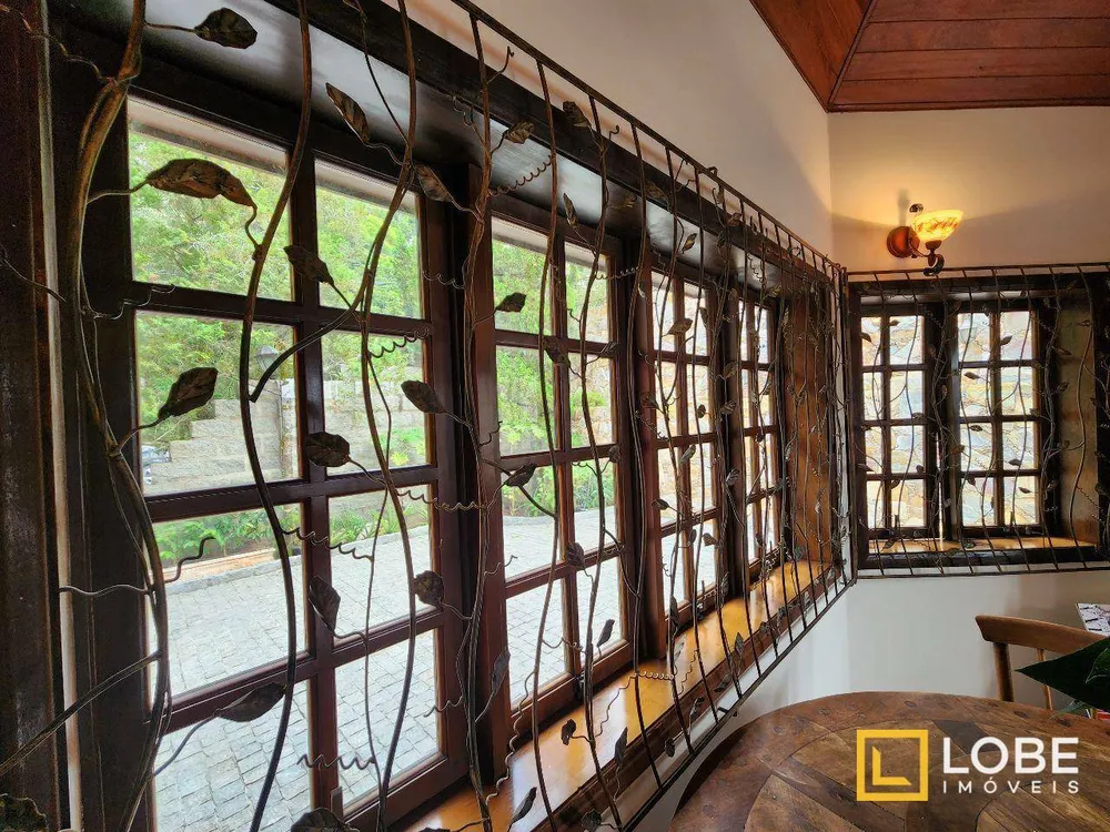 Casa, 3 quartos, 359 m² - Foto 2