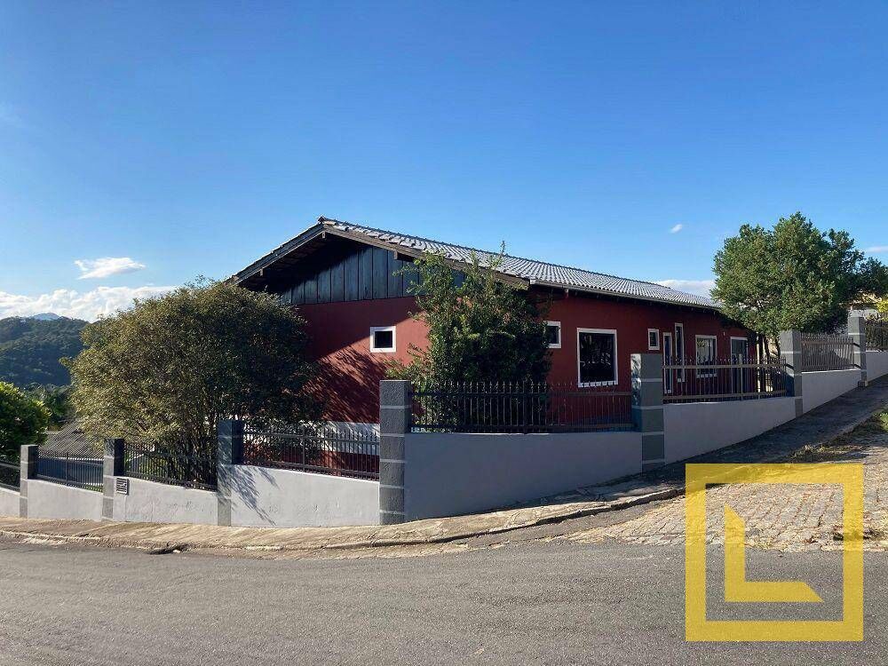 Casa à venda com 3 quartos, 364m² - Foto 20
