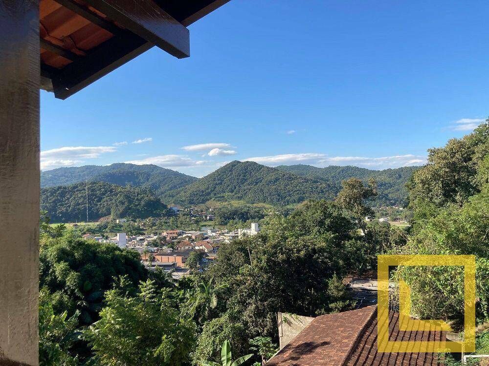 Casa à venda com 3 quartos, 364m² - Foto 15