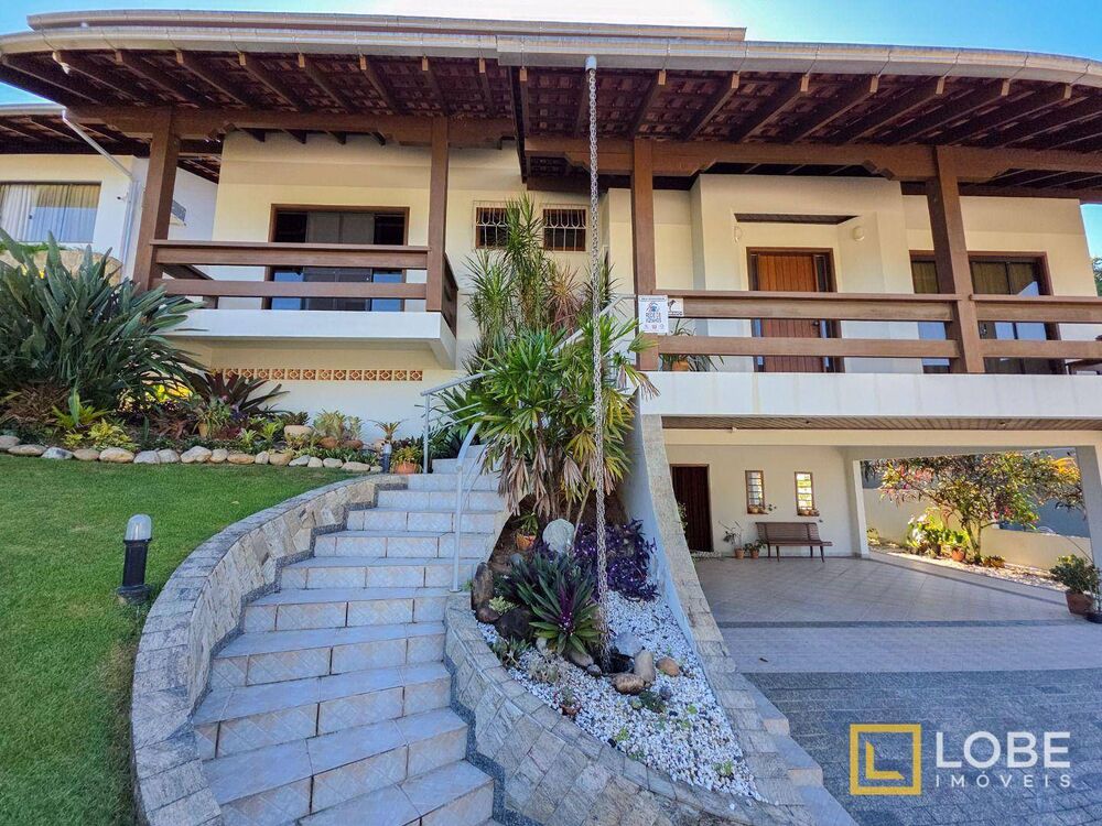 Casa à venda com 4 quartos, 315m² - Foto 3