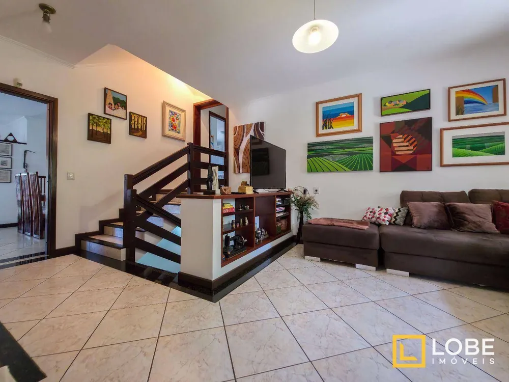 Casa, 4 quartos, 315 m² - Foto 9