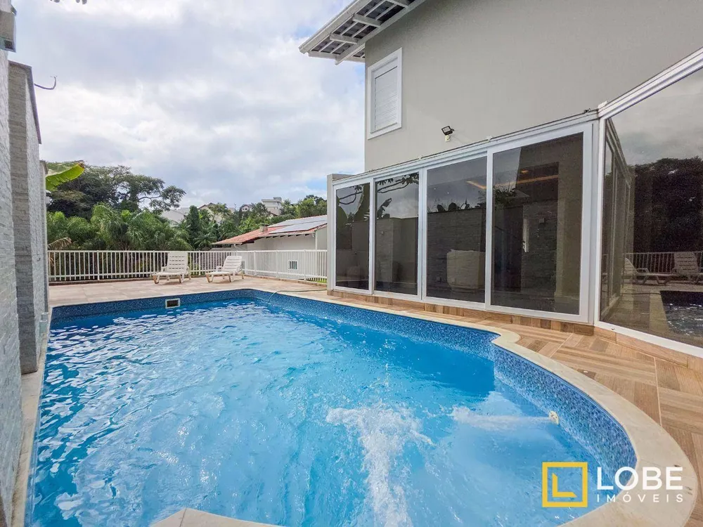 Casa, 3 quartos, 270 m² - Foto 4