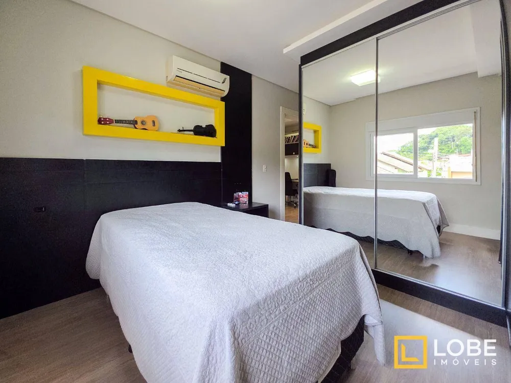 Casa, 3 quartos, 270 m² - Foto 13