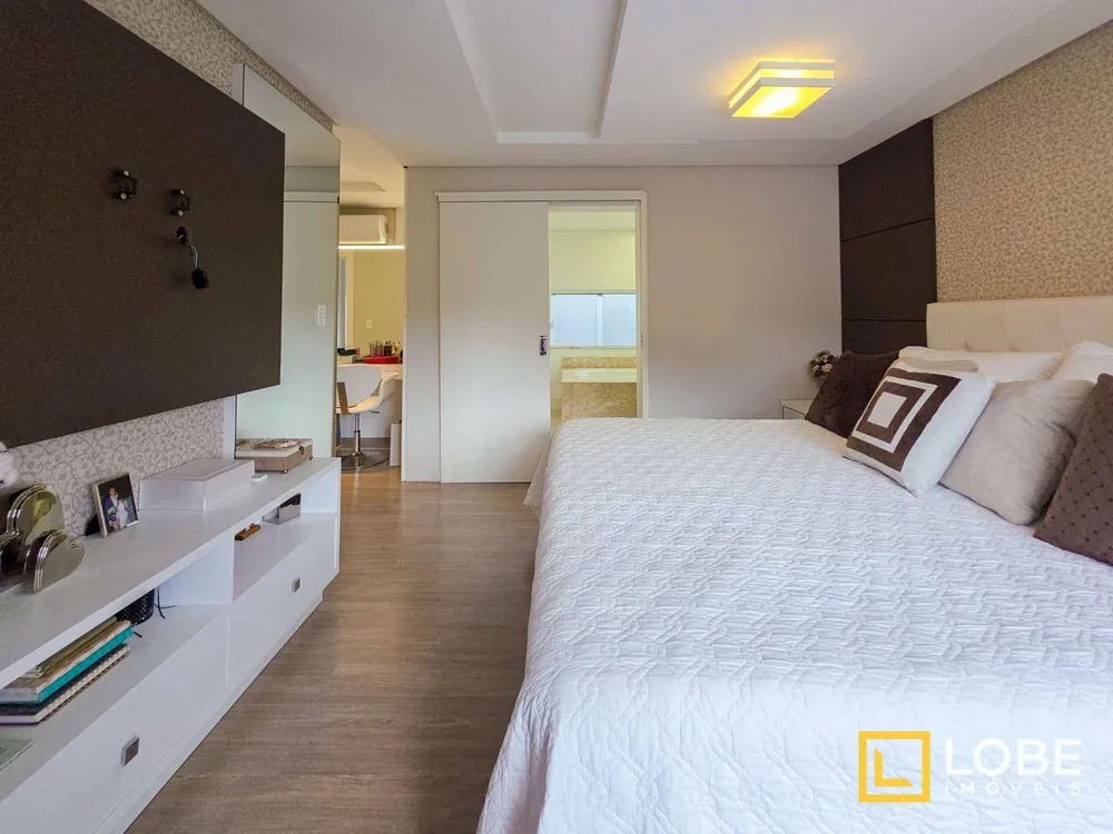 Casa, 3 quartos, 270 m² - Foto 10