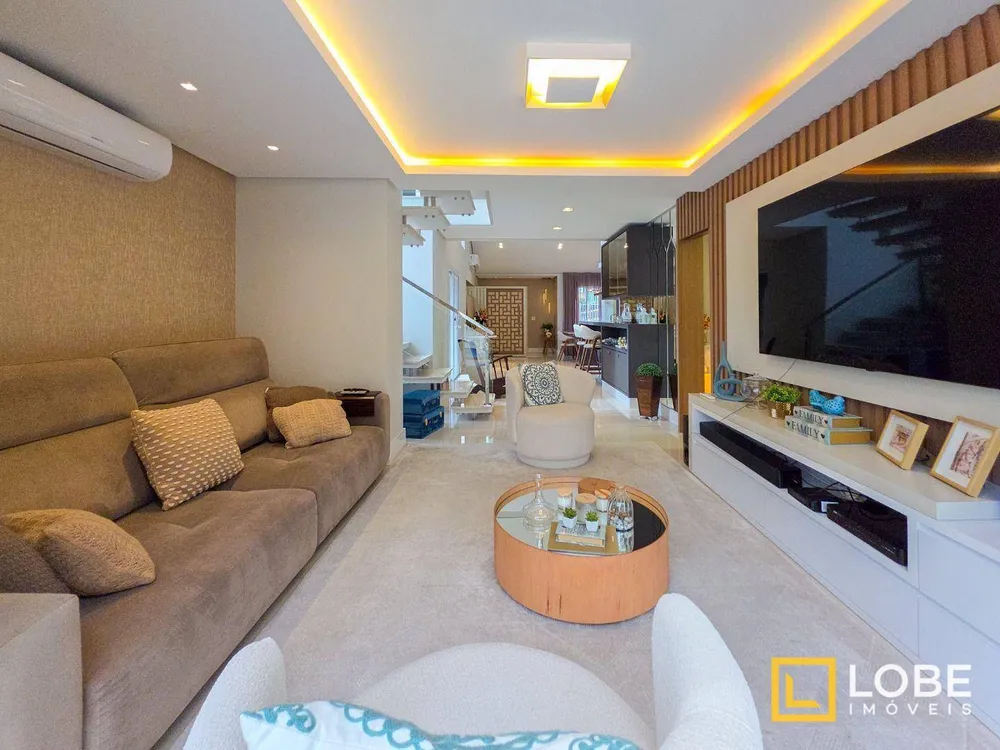 Casa, 3 quartos, 270 m² - Foto 3
