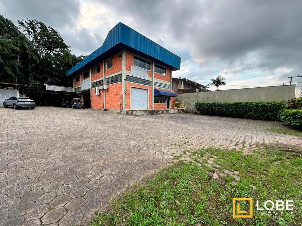Depósito-Galpão, 750 m² - Foto 1