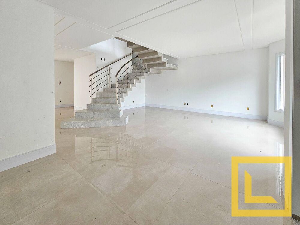 Casa, 3 quartos, 350 m² - Foto 4