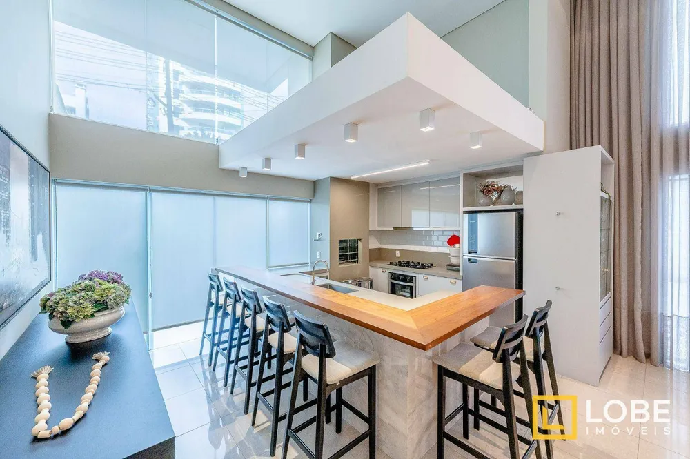 Cobertura, 3 quartos, 238 m² - Foto 6