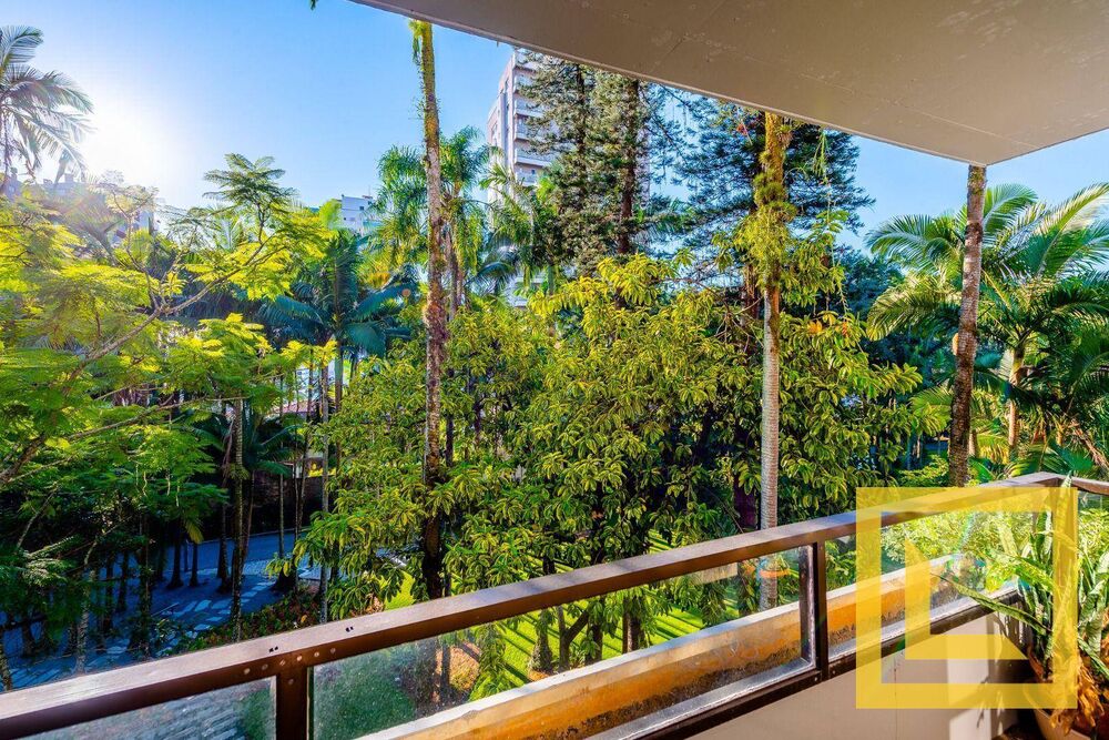 Apartamento, 3 quartos, 350 m² - Foto 1