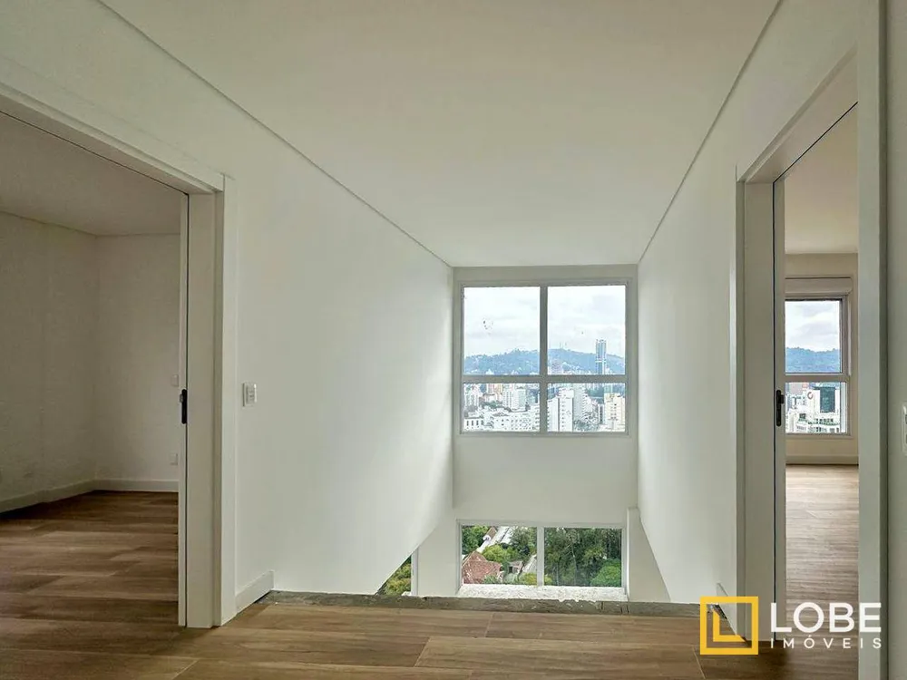 Cobertura, 3 quartos, 283 m² - Foto 4