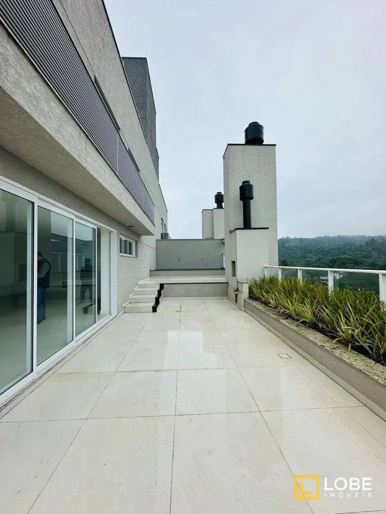 Cobertura, 3 quartos, 283 m² - Foto 2